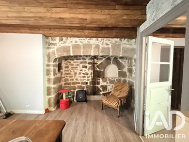 Maison traditionnelle à Ussel (19200)