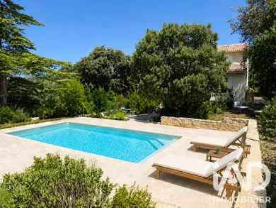 House in Villes-sur-Auzon (84570)