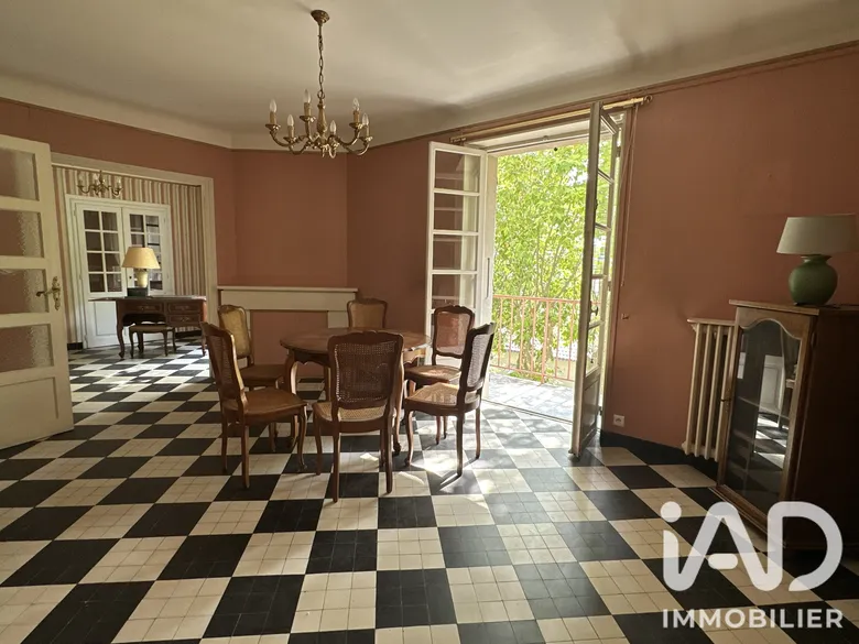 Appartement 5 pièces 75 m² · à Aubenas · 75 m² · 115 000 €