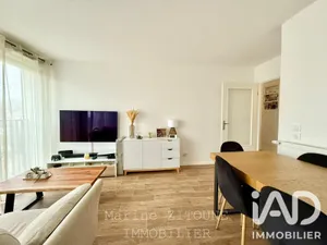 Appartement à La Ville-du-Bois (91620)