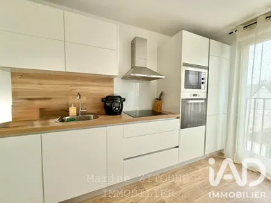 Appartement à La Ville-du-Bois (91620)