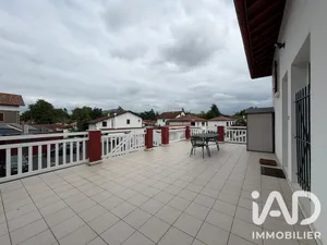 Appartement à Cambo-les-Bains (64250)