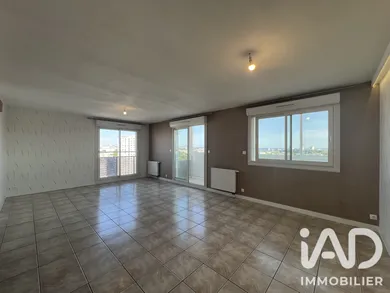 Apartment in Brest (29200)