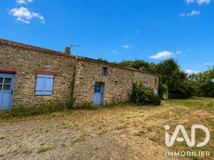 Maison de campagne à Le Cellier (44850)