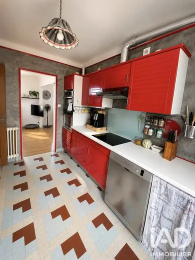 Maison à Villeneuve-sur-Yonne (89500)