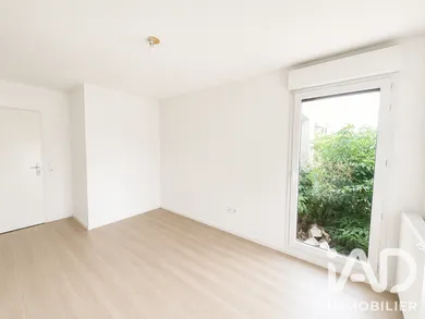 Appartement à Le Blanc-Mesnil (93150)