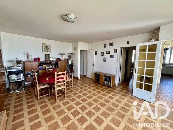 Appartement à Évry (91000) photo 2