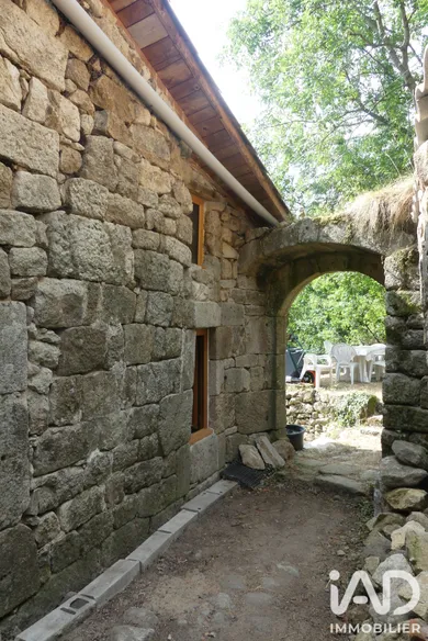 Maison de campagne à Burzet (07450)