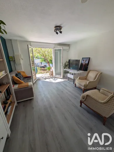 Appartement à Saint-Paul-et-Valmalle (34570)