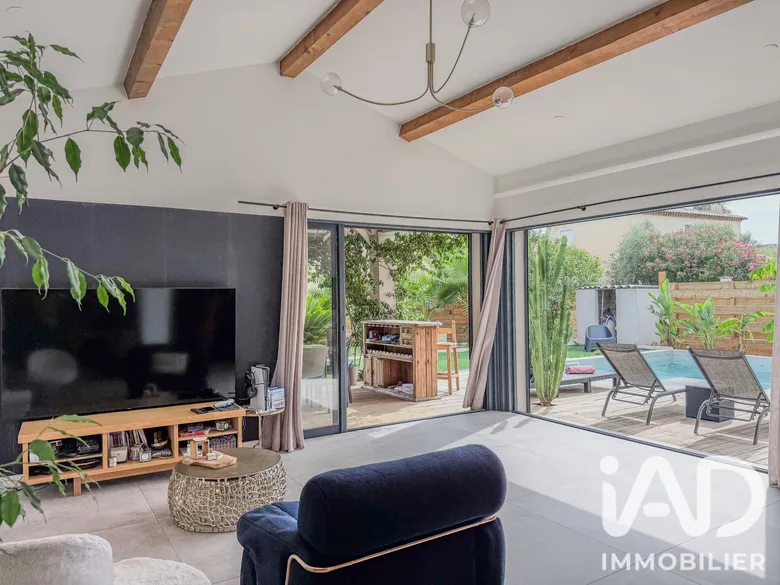 Maison 6 pièces 153 m² · à La Crau · 153 m² · 749 900 €