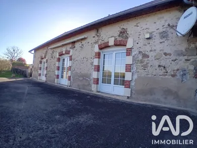 Longère à Néris-les-Bains (03310)