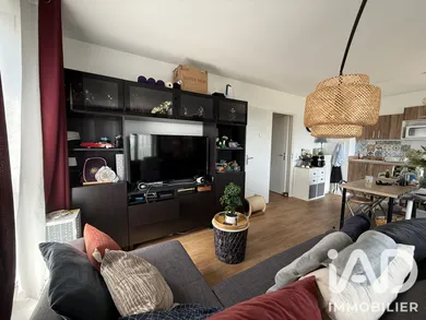Appartement à Stains (93240)