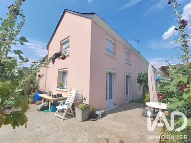 Maison à Franqueville-Saint-Pierre (76520)