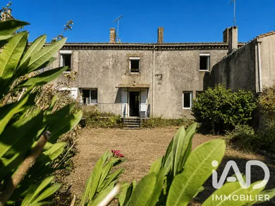 Townhouse in Vairé (85150)