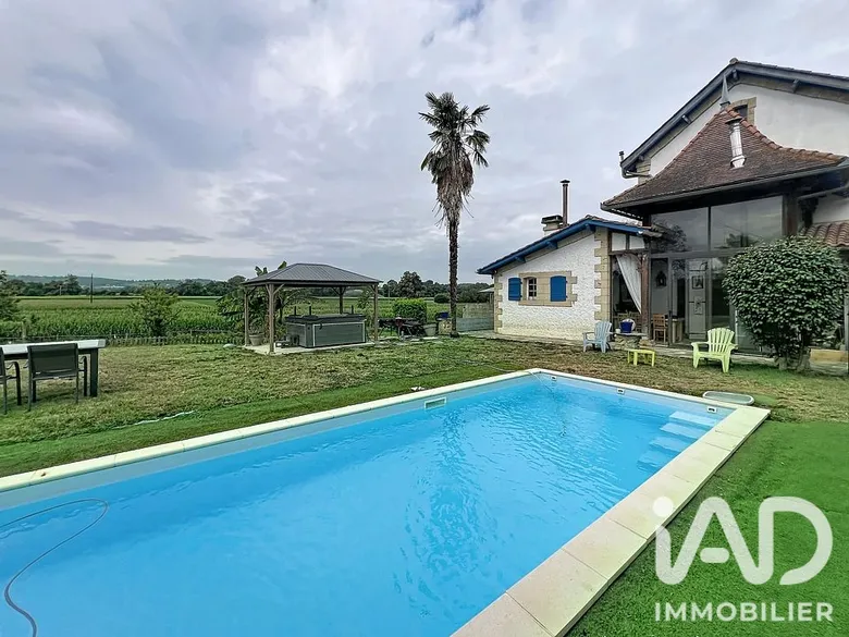 Maison 5 pièces 165 m² · à Aurensan · 165 m² · 284 000 €