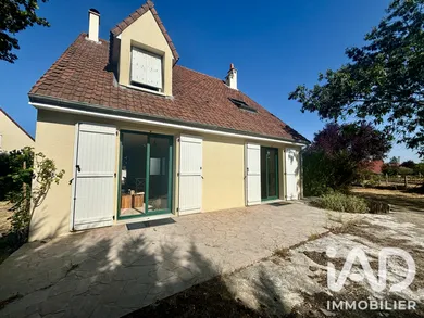 Maison traditionnelle à La Chaussée-Saint-Victor (41260)