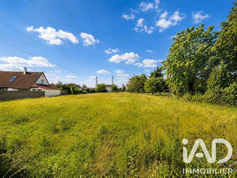Terrain à Reuilly (36260) · 33 000 €