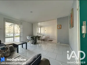 Apartment in La Rochelle (17000)