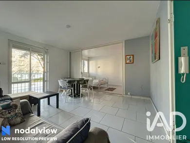 Apartment in La Rochelle (17000)