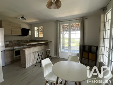 Appartement à Cazaubon (32150)