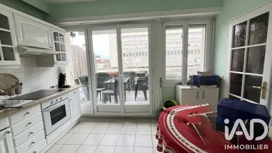 Apartment in Pau (64000)