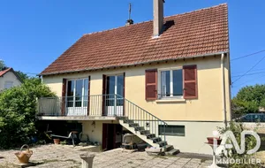 Maison à Saint-Clément (89100)