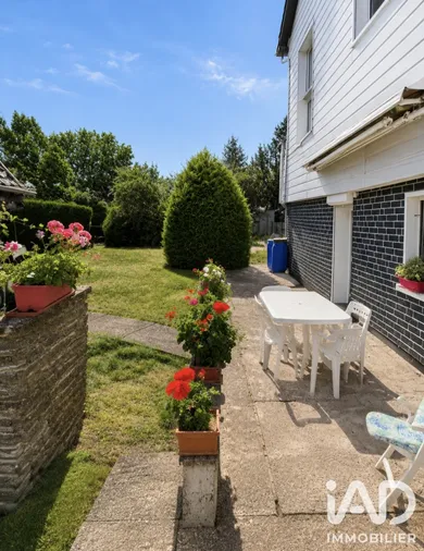 Maison traditionnelle à Valmont (57730)