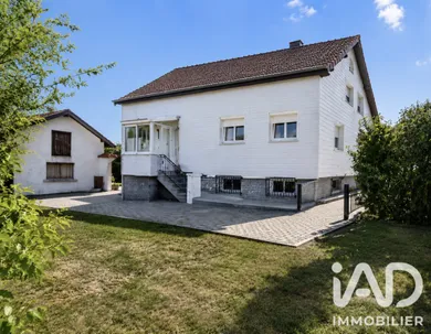 Maison traditionnelle à Valmont (57730)