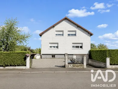 Maison traditionnelle à Valmont (57730)
