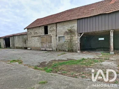 Maison de campagne à Fichous-Riumayou (64410)