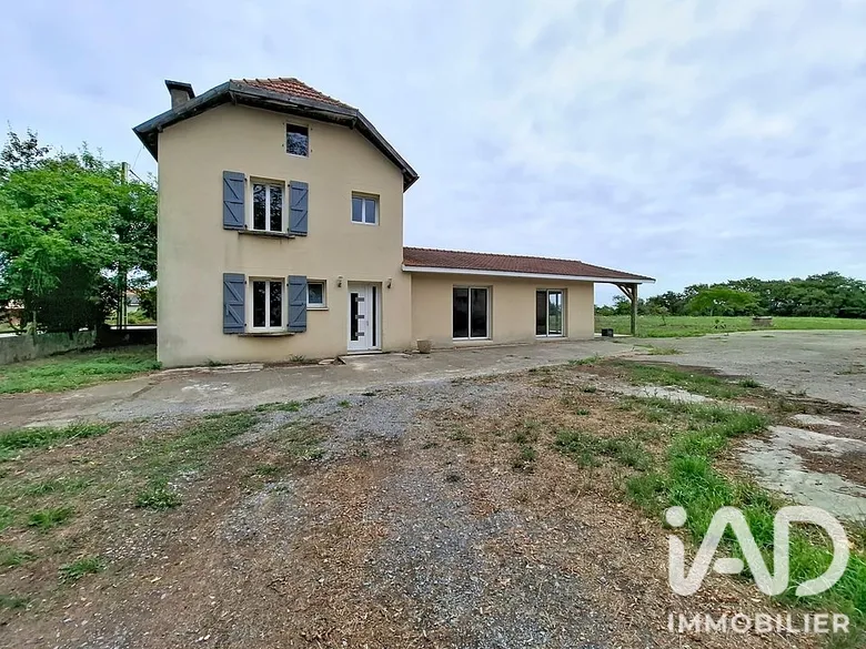 Maison 5 pièces 159 m² · à Fichous-Riumayou · 159 m² · 290 000 €