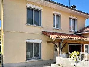 Maison de village à Orthez (64300)
