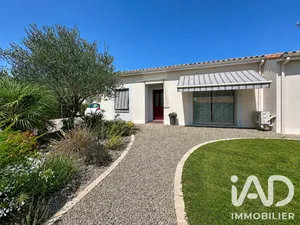 Maison à Aiffres (79230)