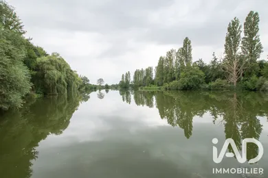 Domaine à Châtillon-sur-Indre (36700)