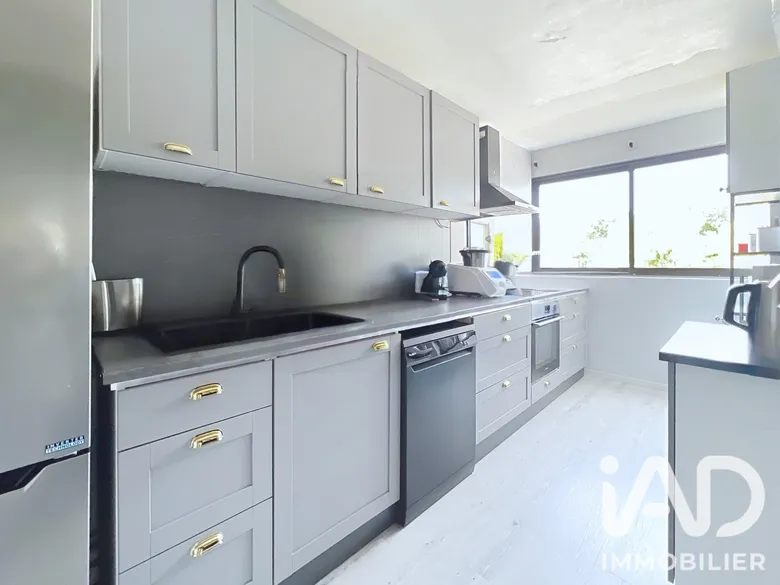 Appartement 5 pièces 89 m² · à Apt · 89 m² · 122 000 €