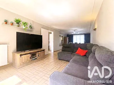 Townhouse in Auchel (62260)