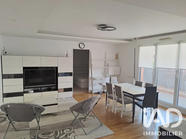 Appartement 4 pièces 85 m² · à Rueil-Malmaison · 85 m² · 2 590 €