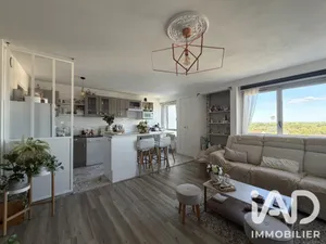 Appartement à Dammarie-lès-Lys (77190)