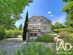 Maison à Saint-Pierre-lès-Nemours (77140)