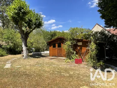 Maison à Saint-Pierre-lès-Nemours (77140)