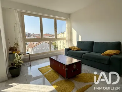 Appartement à Saint-Raphaël (83700)
