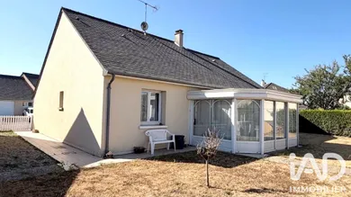 Pavillon à L'Huisserie (53970)