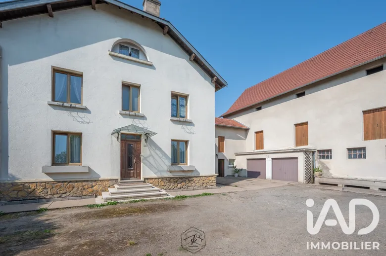 Maison 9 pièces 216 m² · à Mainvillers · 216,5 m² · 415 000 €