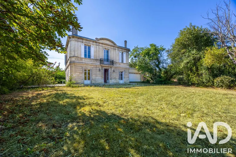 Maison 7 pièces 210 m² · à Bordeaux · 210 m² · 1 459 000 €