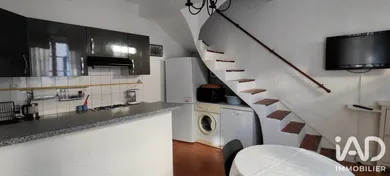 Village house in Creissan (34370)