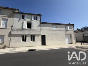 Maison de ville à Cognac (16100)