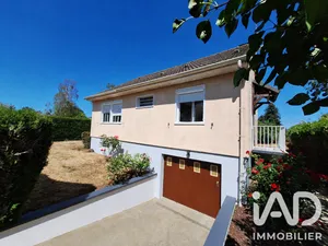 Traditional house in Mandres (27130)
