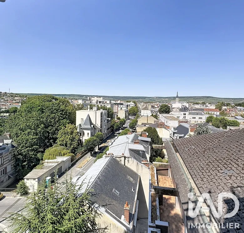Appartement 3 pièces 77 m² · à Épernay · 77 m² · 1 050 €
