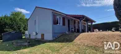 Maison à Puttelange-aux-Lacs (57510)