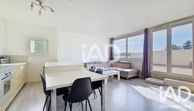 Appartement à Savigny-le-Temple (77176)